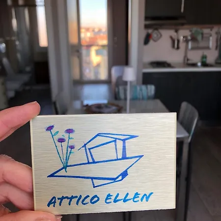アパート Attico Ellen Terrazza Con Vista