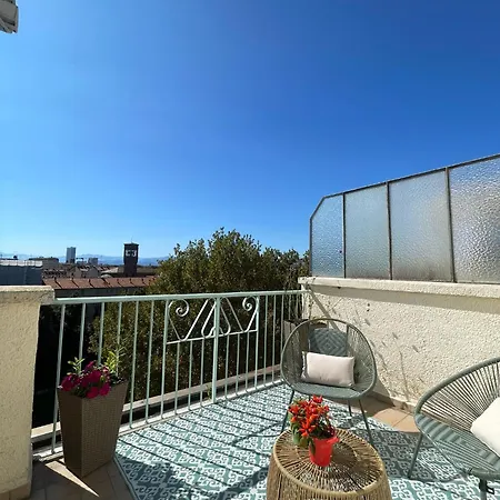 アパート Attico Ellen Terrazza Con Vista