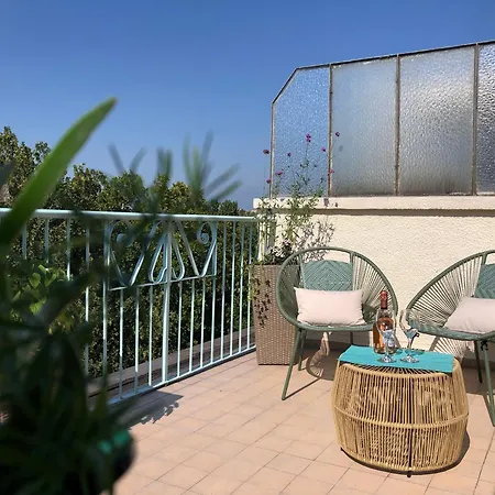 アパート Attico Ellen Terrazza Con Vista トリノ